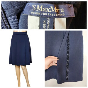 MaxMara Knit Navy Blue Pleated Sequin Beaded Skirt Size Medium (Runs Small)